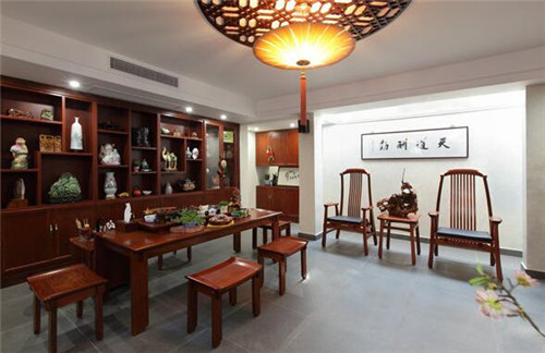 現(xiàn)代中式裝修風(fēng)格特點(diǎn)有哪些_中式風(fēng)格裝修三大特點(diǎn)