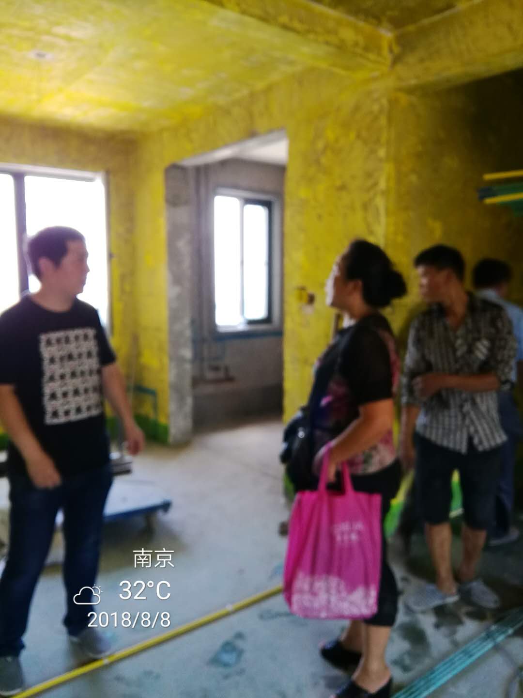 南京招商公園里裝修工地水電施工檢查