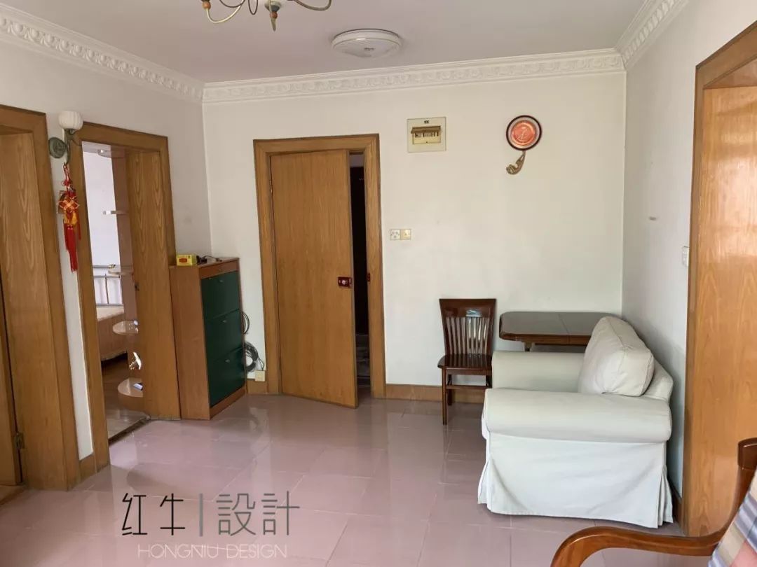 南京老房翻新--“能住”與“好住”之間，就差這點(diǎn)改變！02改造前_客廳