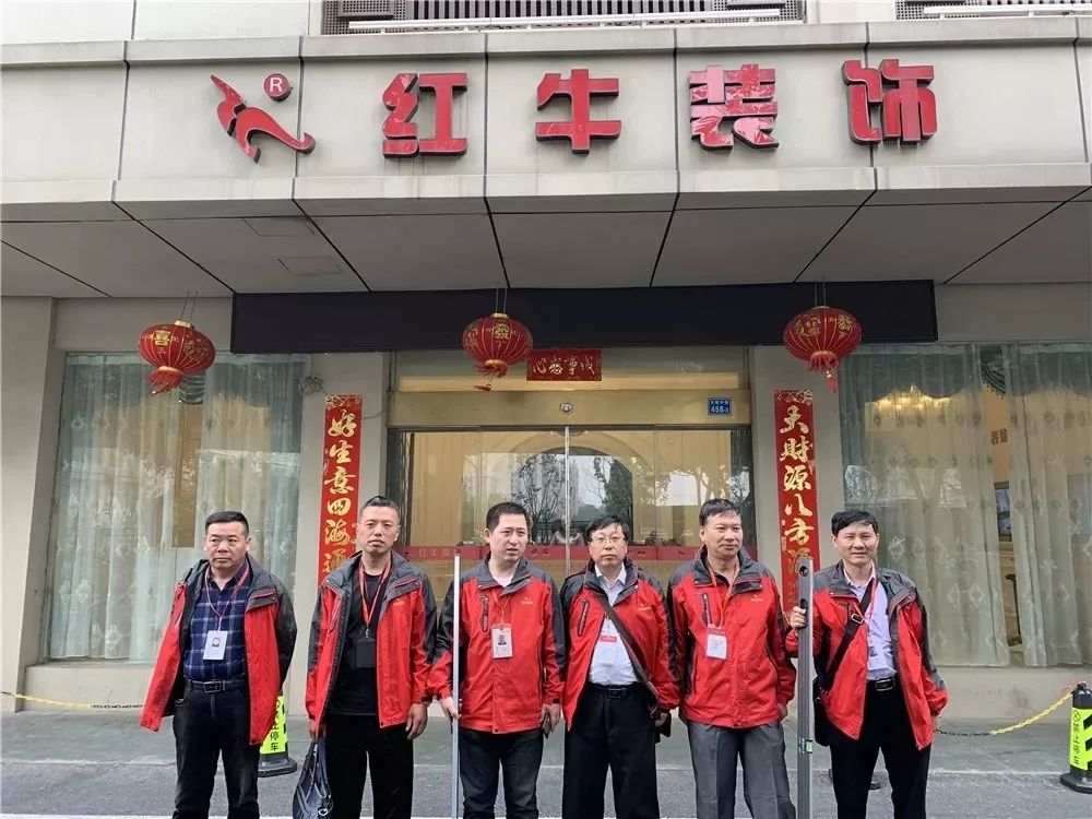 “不滿意就砸掉”，損失誰來承擔(dān)？