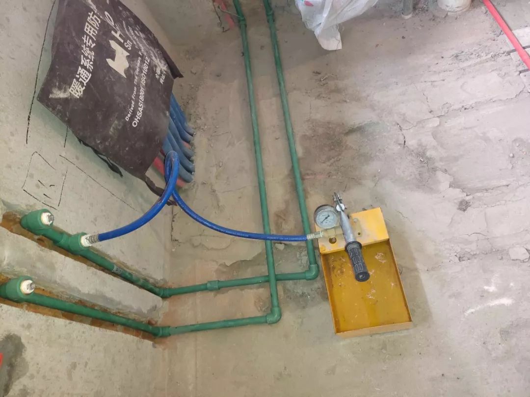 南京龍?bào)椿ㄔ?0㎡現(xiàn)代輕奢--老房升級(jí)改造，變身時(shí)尚精致家！29水電施工