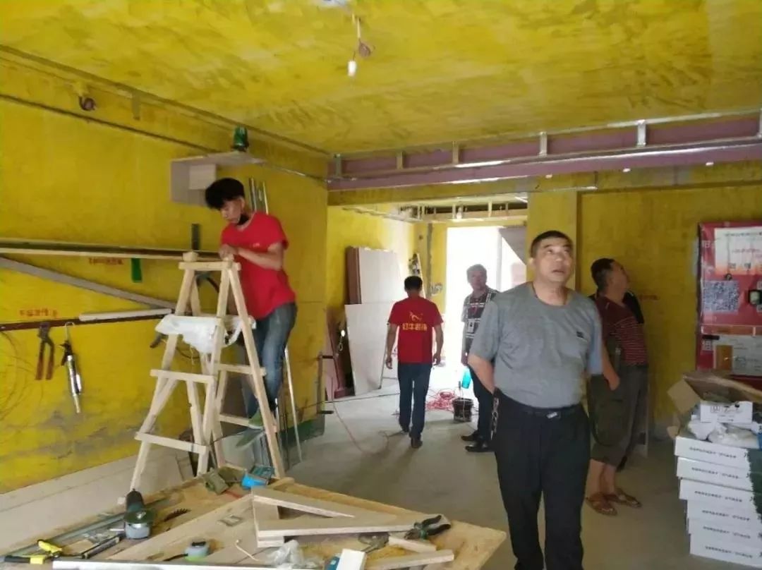 總是缺乏安全感？看看紅牛裝飾是如何管控工地的？