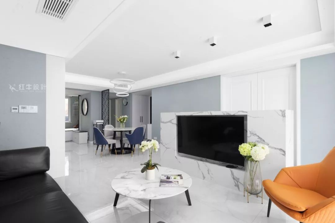 南京雅居樂145㎡現(xiàn)代簡約--演繹當代生活美學07餐廚設計01客廳