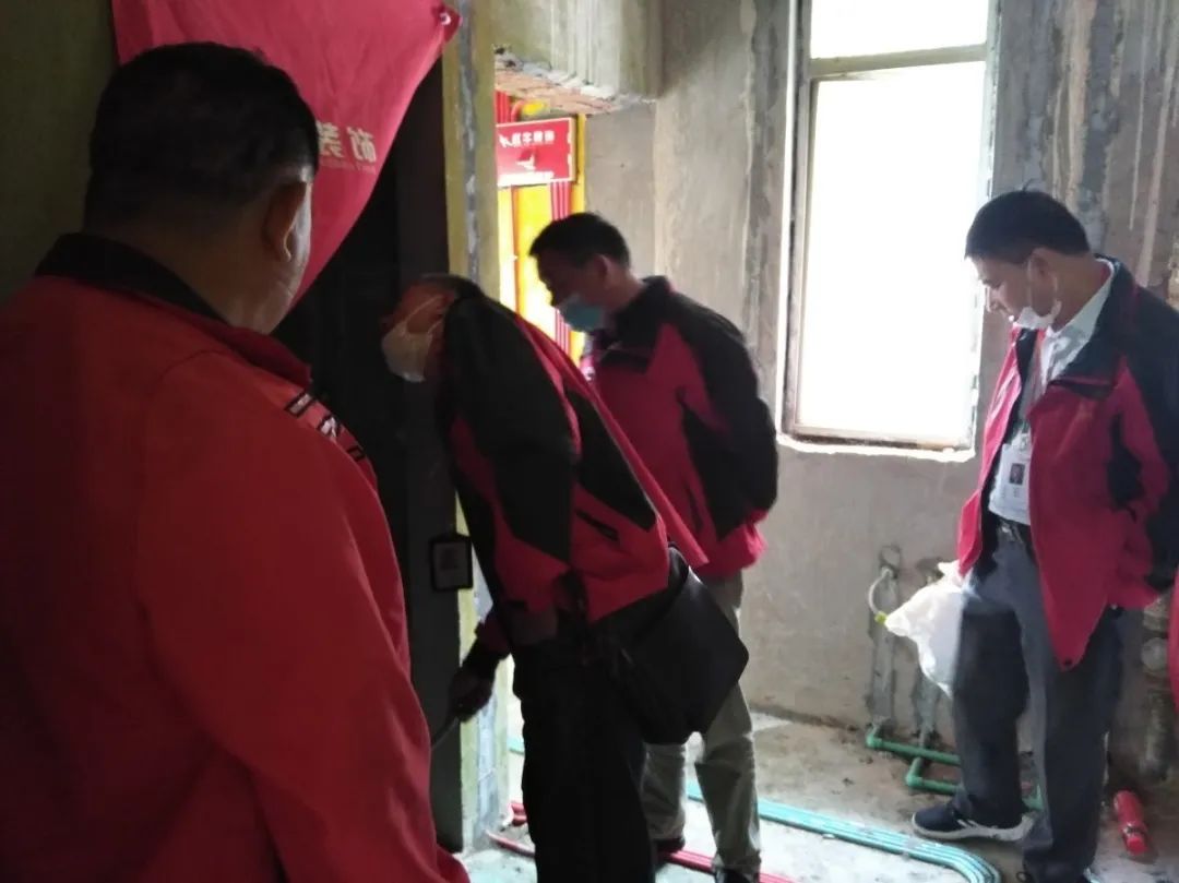 紅牛巡檢 | 開工不久的工地是什么樣的？