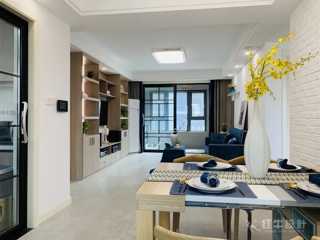 孟憲濤_保利國(guó)際社區(qū)115㎡現(xiàn)代北歐--簡(jiǎn)潔明亮之家，一人獨(dú)居太愜意！06實(shí)景效果_客餐廳