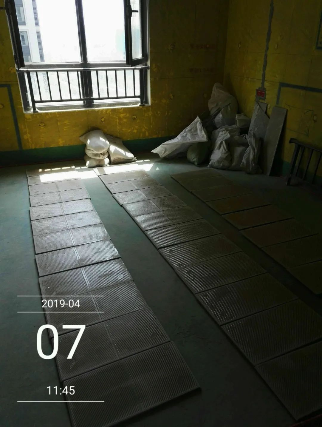 孟憲濤_保利國(guó)際社區(qū)115㎡現(xiàn)代北歐--簡(jiǎn)潔明亮之家，一人獨(dú)居太愜意！30工地一覽