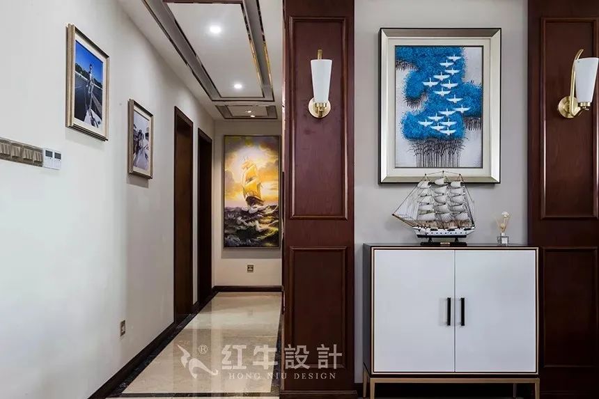 家里別用大白墻了，這樣裝飾才對(duì)路！