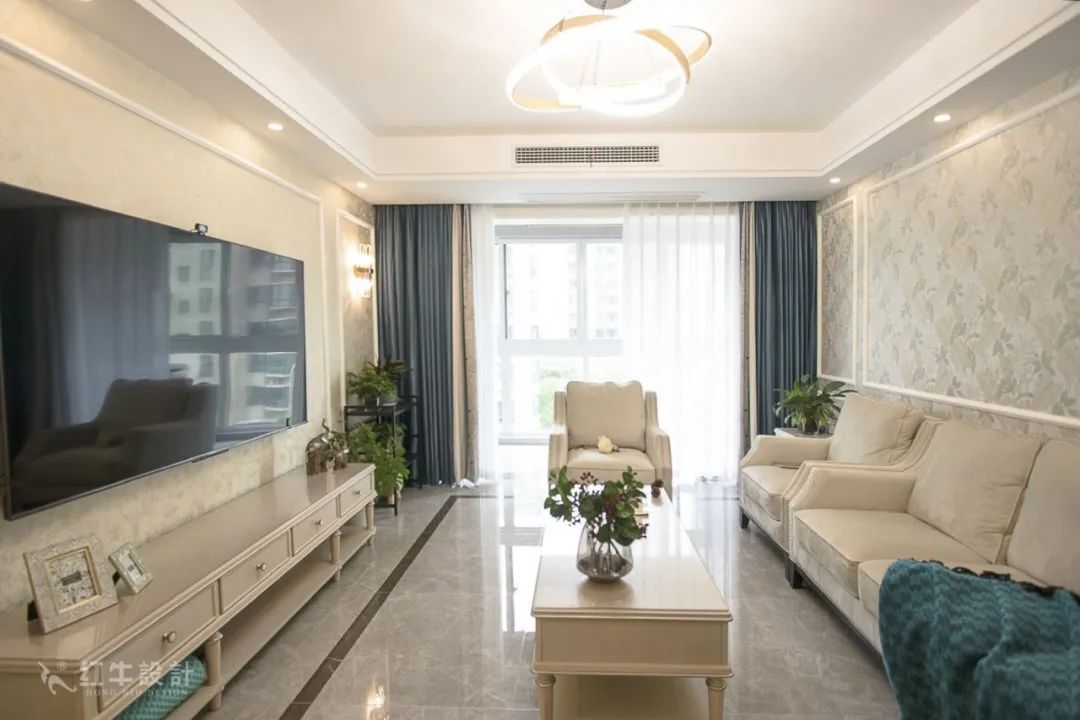 最美畢業(yè)照 ⑥--簡(jiǎn)美不一定是深色系，也可以這樣清爽哦！01客廳