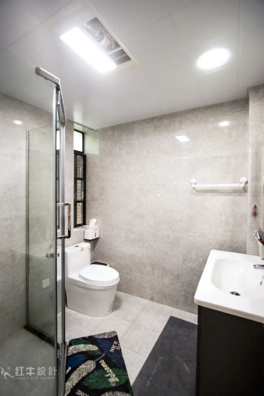 最美畢業(yè)照 ⑥--簡(jiǎn)美不一定是深色系，也可以這樣清爽哦！11衛(wèi)生間