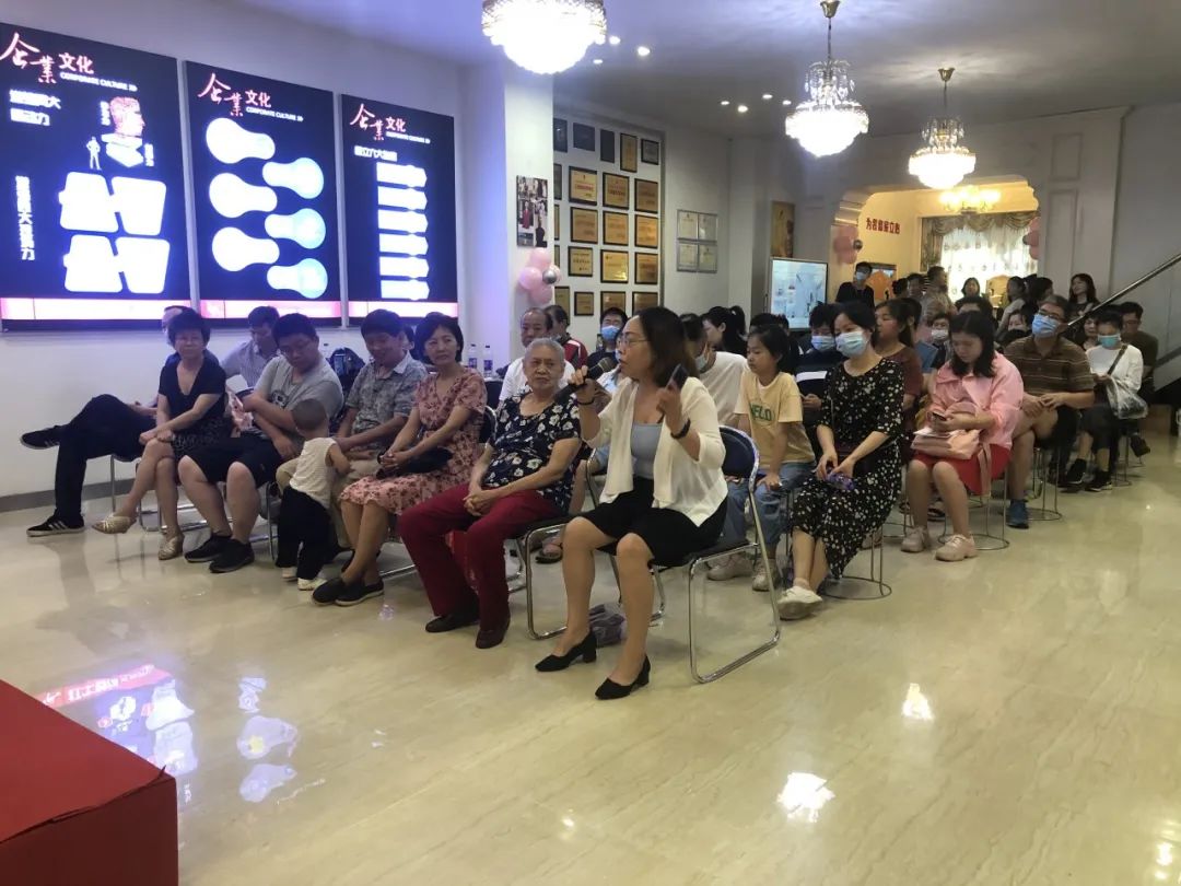 23周年 | 紅牛裝飾店慶“總裁簽售會(huì)”圓滿結(jié)束