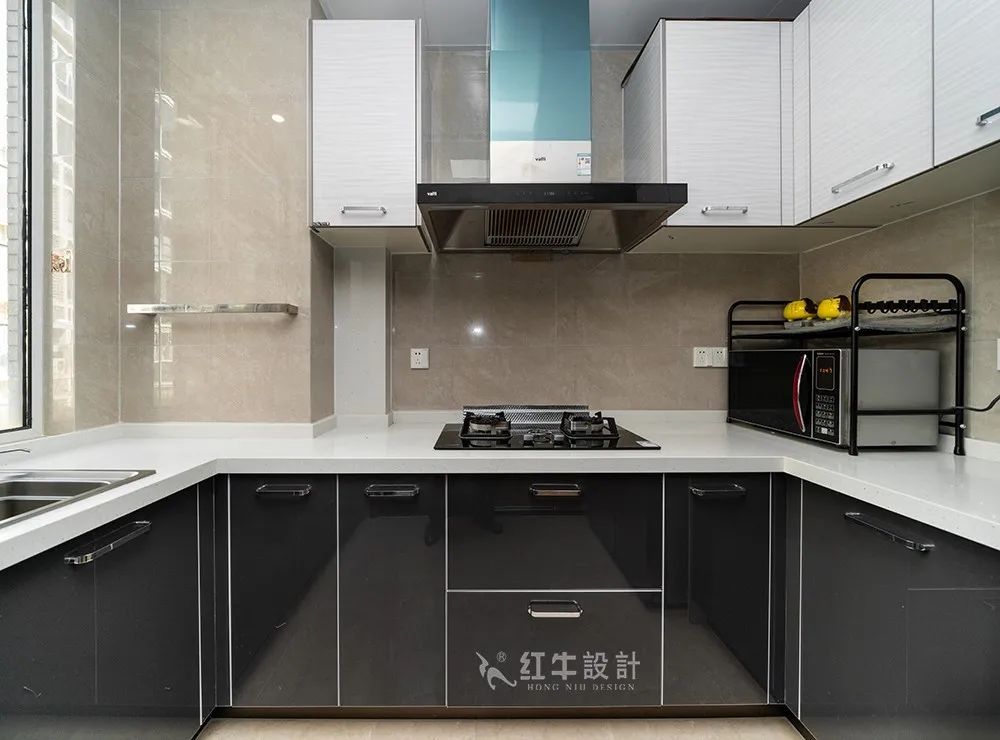 吳波_香格里拉東苑136㎡簡美風(fēng)格--喜歡深色家具的看過來04