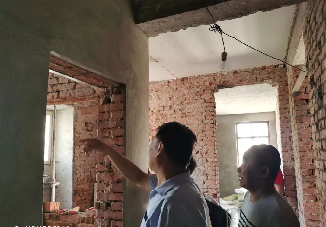 工地突擊巡檢｜沒想到，這家工地竟治愈了我的“強(qiáng)迫癥”