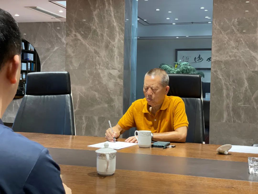 紅牛裝飾董事長老汪再次帶隊——實地參觀考察公司戰(zhàn)略合作品牌！