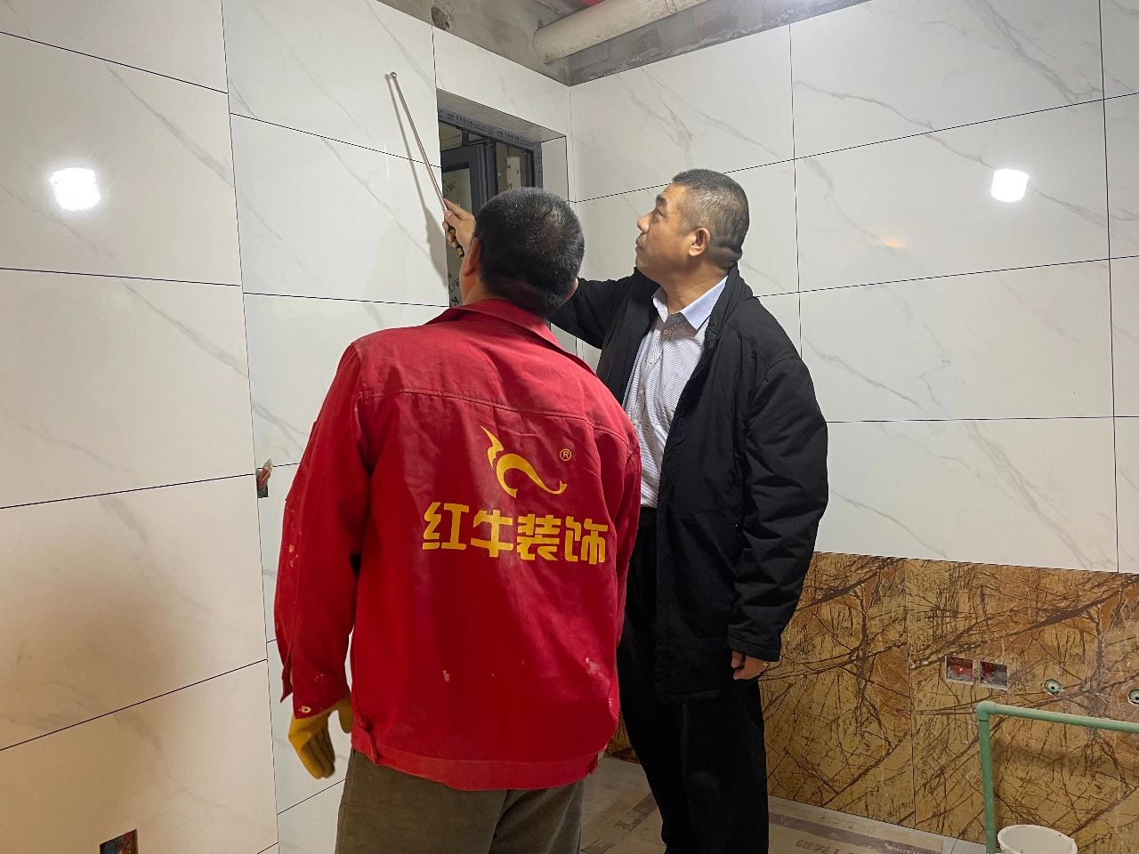 工地巡檢｜突擊地暖驗收現(xiàn)場，這個冬天，讓您家更溫暖、更安全！