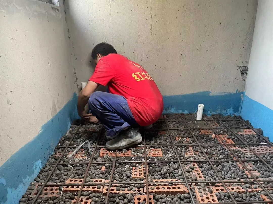 工地巡檢｜烈日炎炎，巡檢步履依舊，堅守工程質(zhì)量！