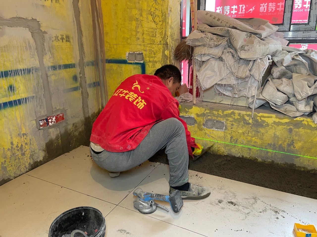工地突擊巡檢｜嚴(yán)守工藝品質(zhì)，用行動(dòng)兌現(xiàn)承諾！