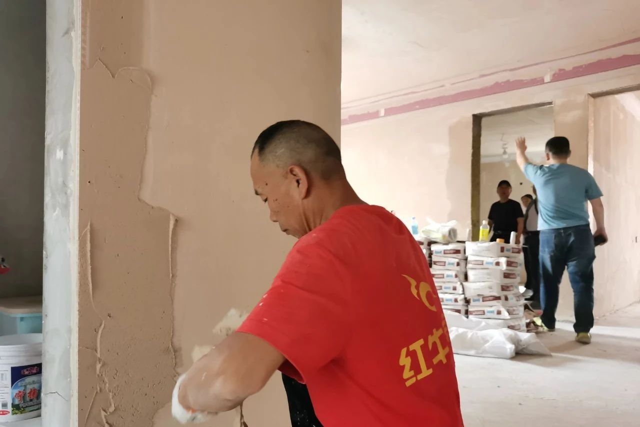 工地突擊巡檢｜在他們的“挑剔”下，筑就高品質(zhì)家居