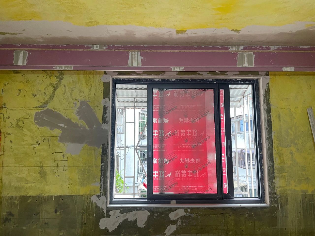 工地突擊巡檢：高溫下的堅守，讓每個細節(jié)都經(jīng)得起檢驗