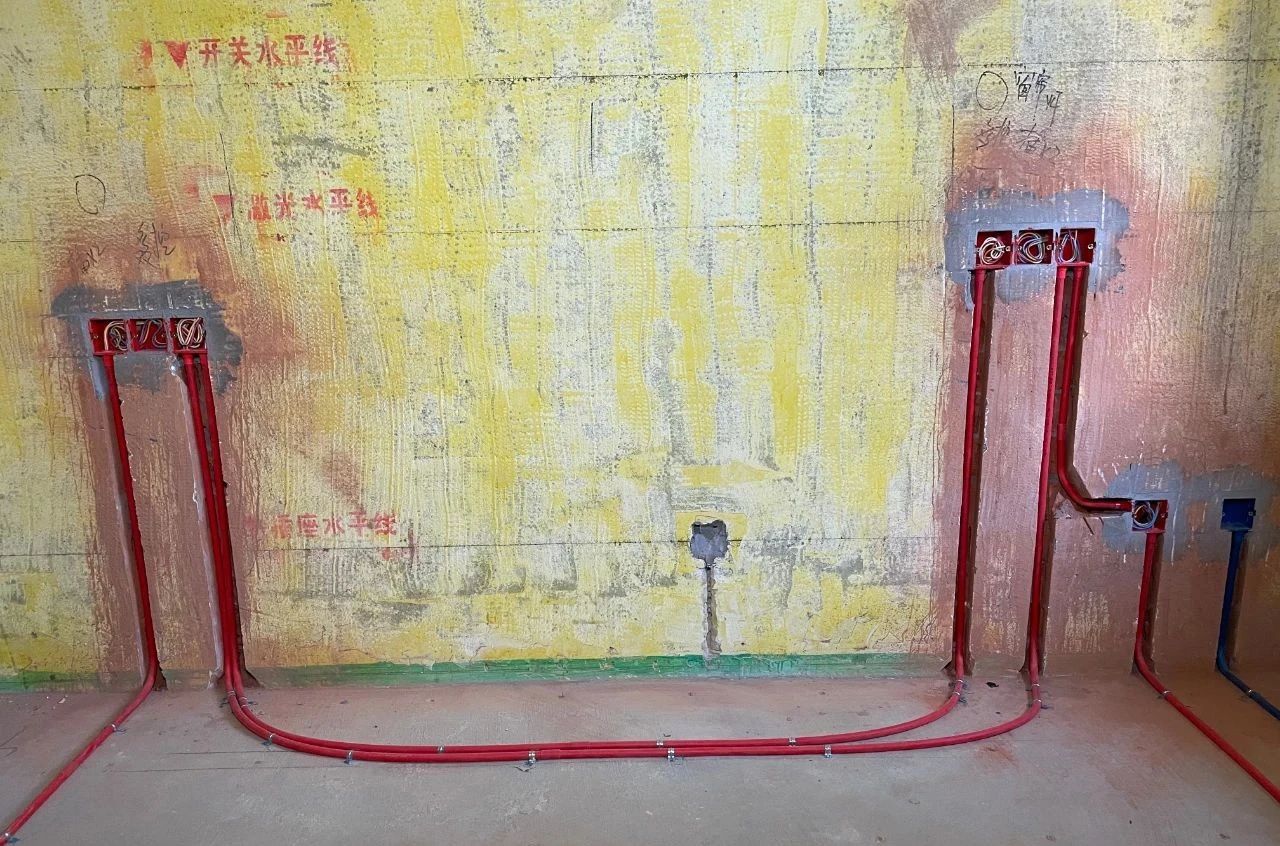 南京紅牛裝飾公司工地巡檢：雙11拼什么？我們?cè)谄促|(zhì)量！拼服務(wù)！