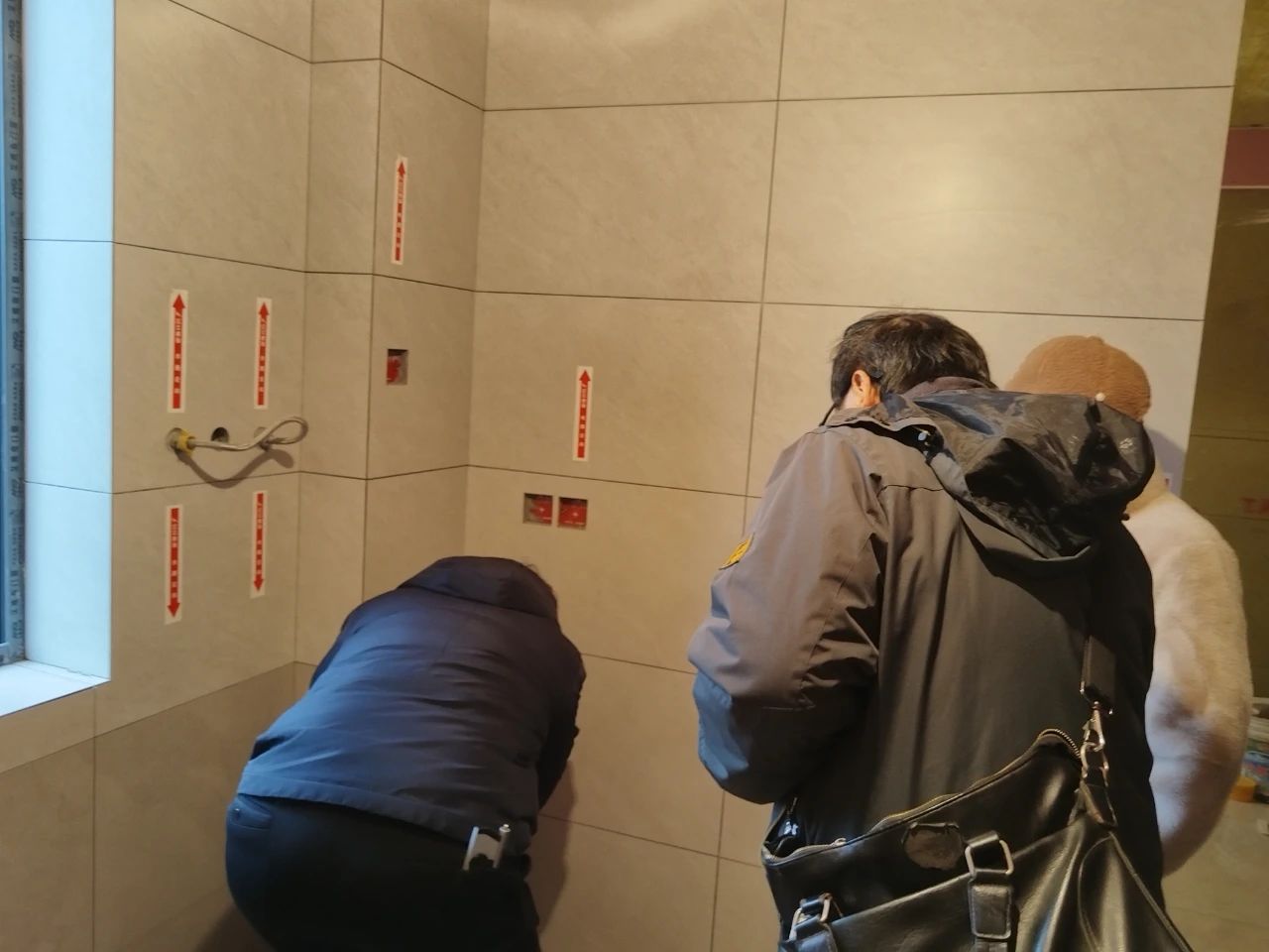 工地巡檢｜巧遇兩戶業(yè)主，堅(jiān)守品質(zhì)承諾，不放過任何細(xì)節(jié)