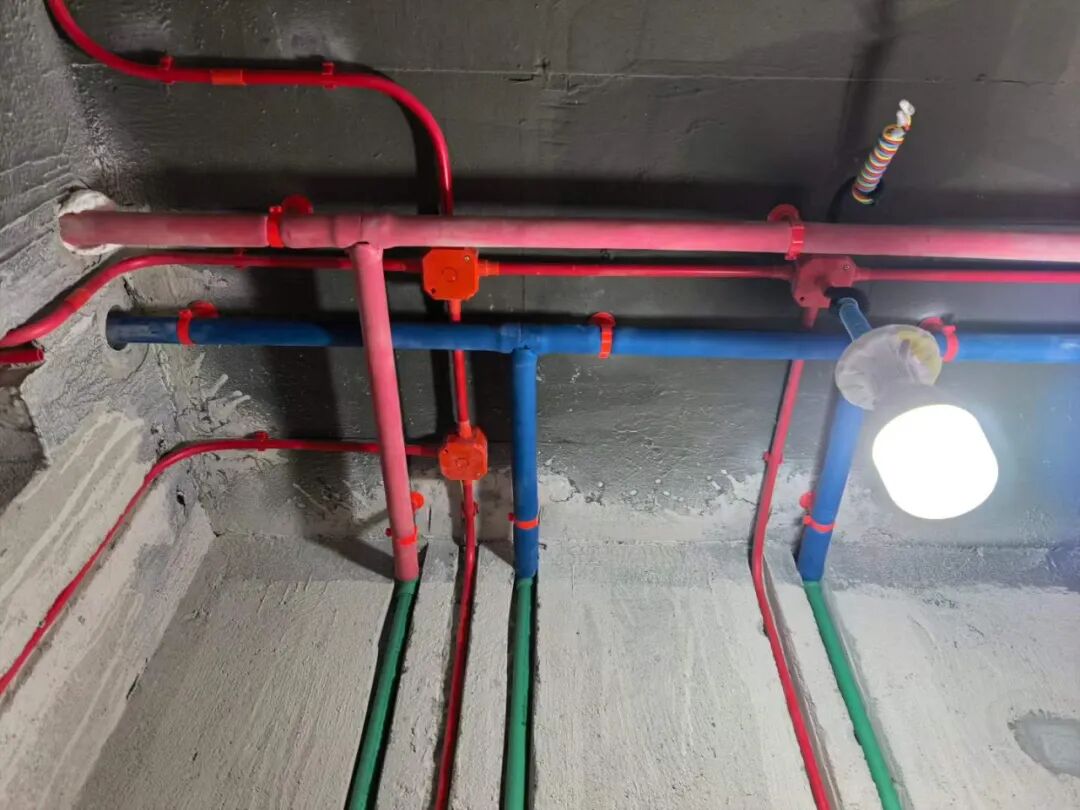家裝避坑指南：水路改造怕被坑？盯住這“幾個(gè)核心”工藝！
